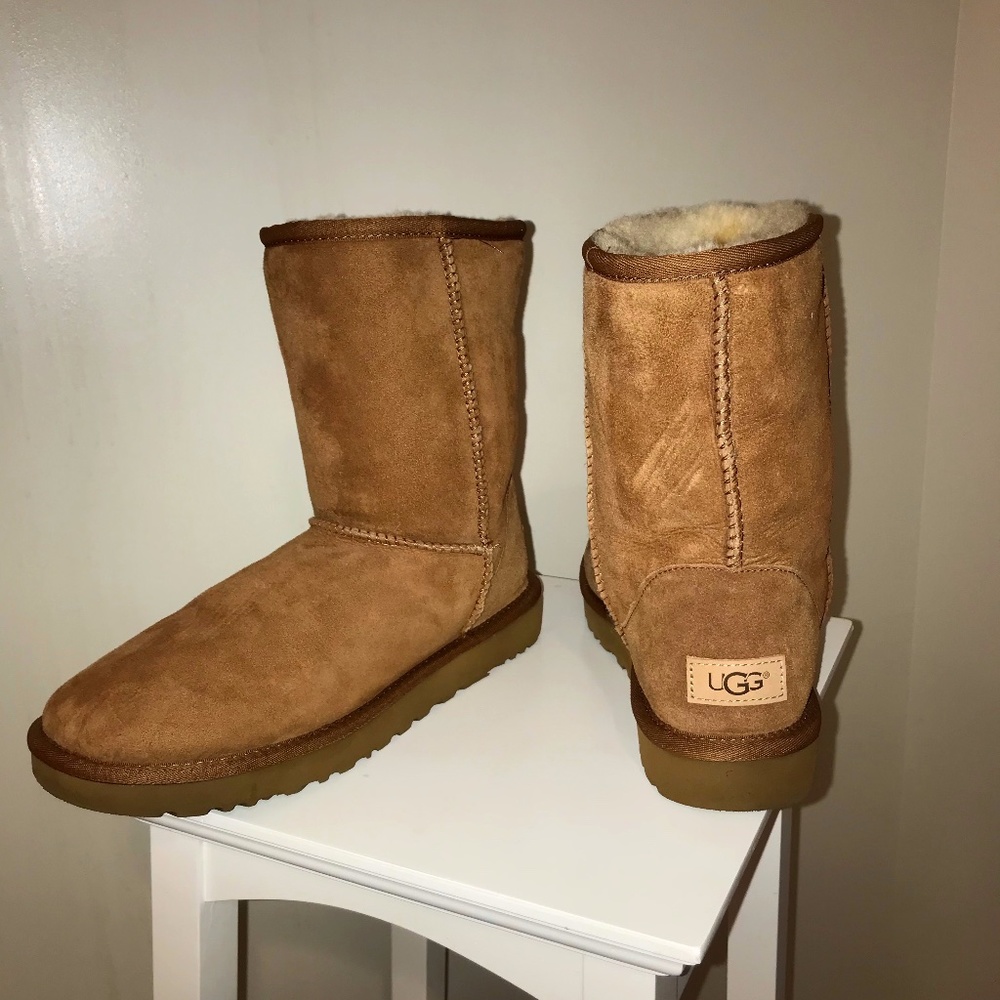 UGG Classic Short Sheepskin Boots